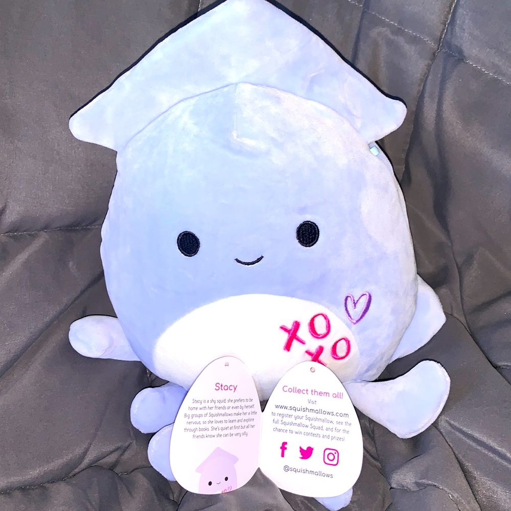 Stacy Squid 8” Squishmallow